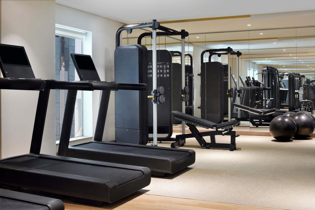 Element By Westin City Center ドーハ エクステリア 写真 The gym at The Dorchester