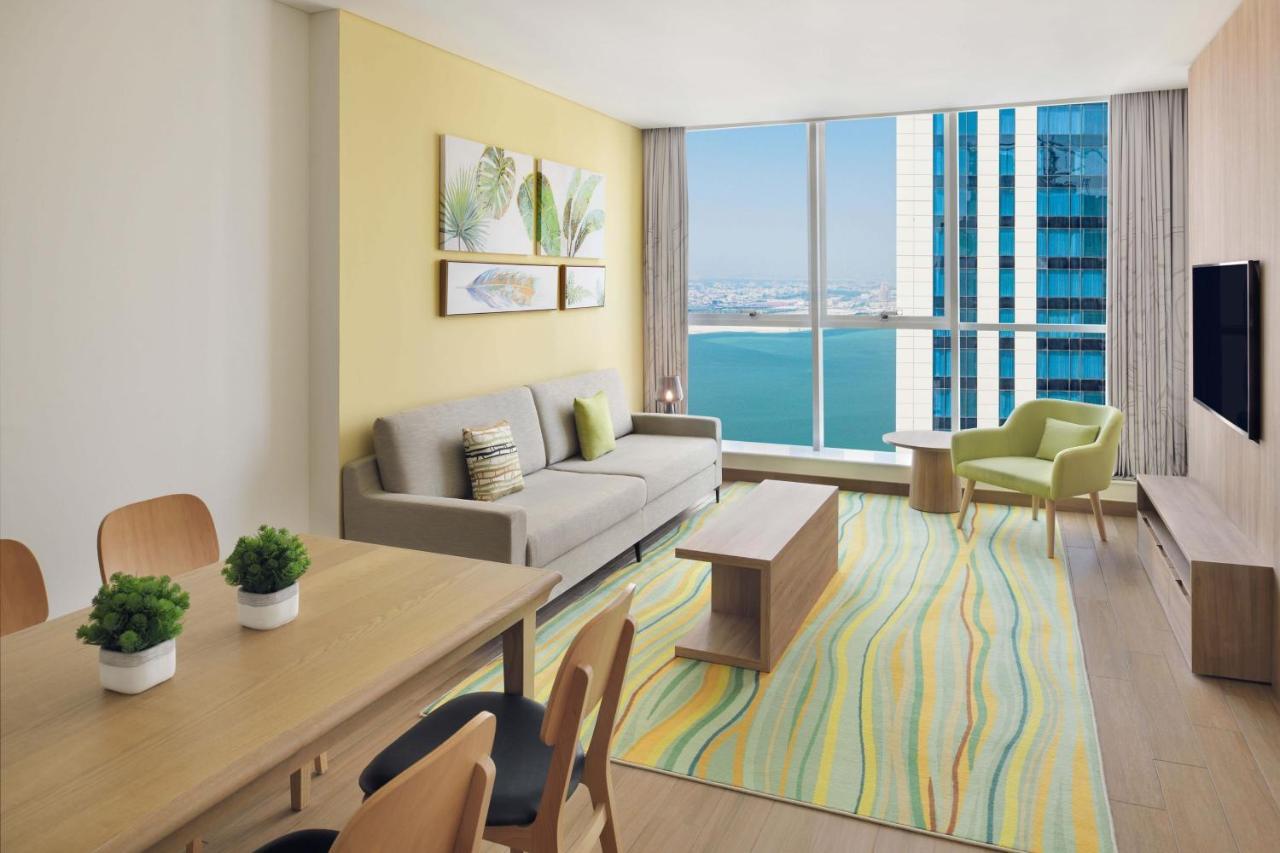 Element By Westin City Center ドーハ エクステリア 写真 A typical living room in a two-bedroom apartment