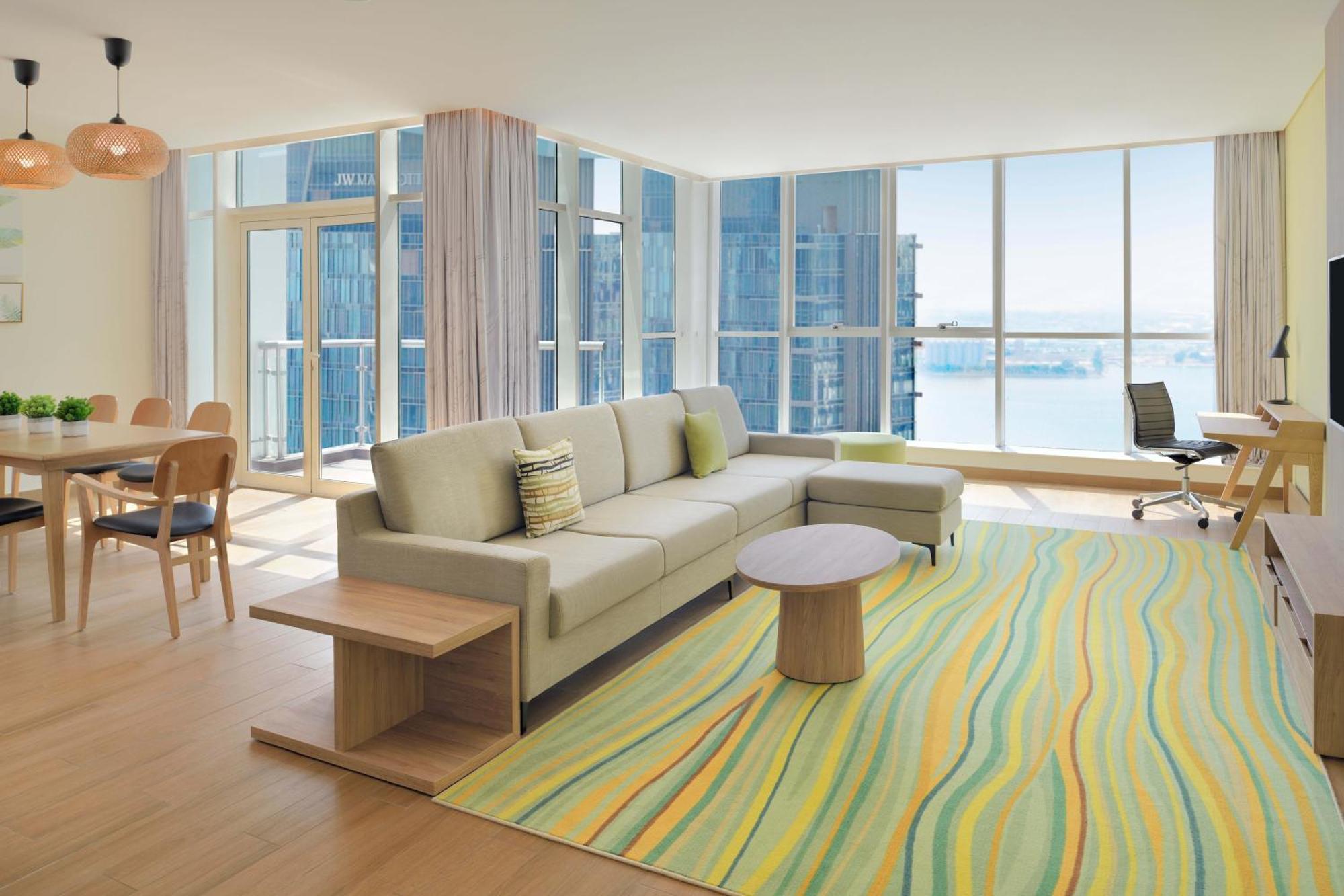 Element By Westin City Center ドーハ エクステリア 写真 A living room at the hotel