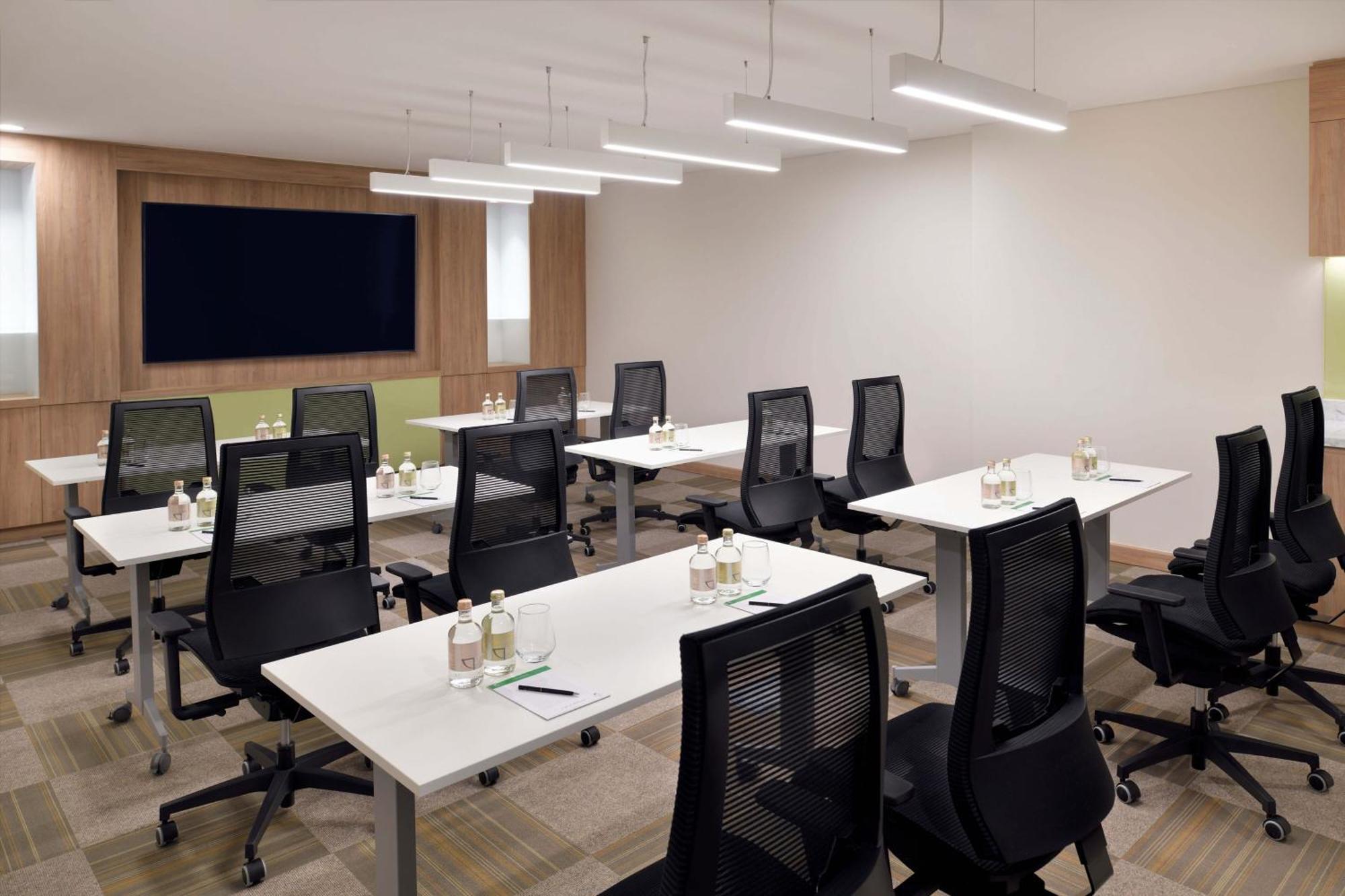 Element By Westin City Center ドーハ エクステリア 写真 Meeting room at the hotel